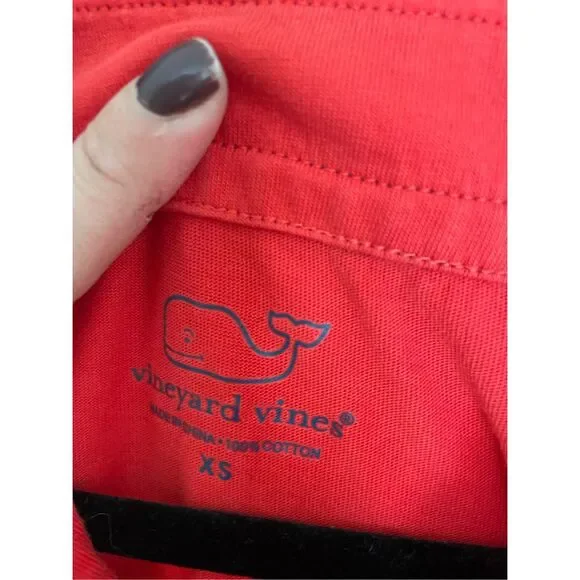 Vineyard vines red with navy trim blouse xs - Picture 5 of 9
